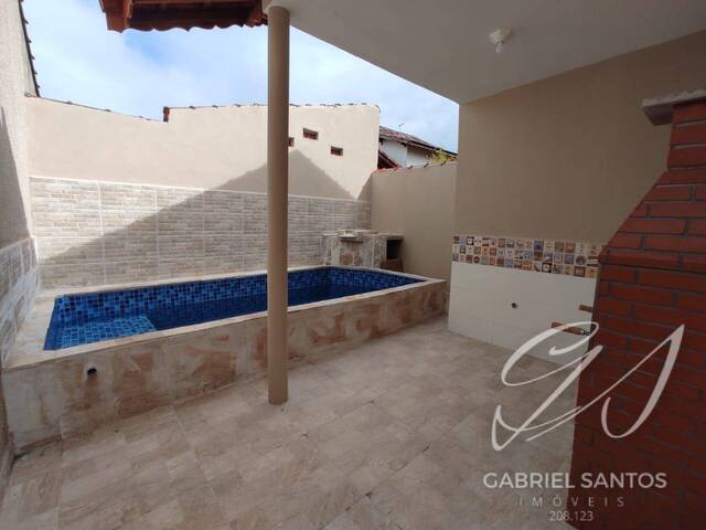 Casa para Venda em Mongaguá - 2