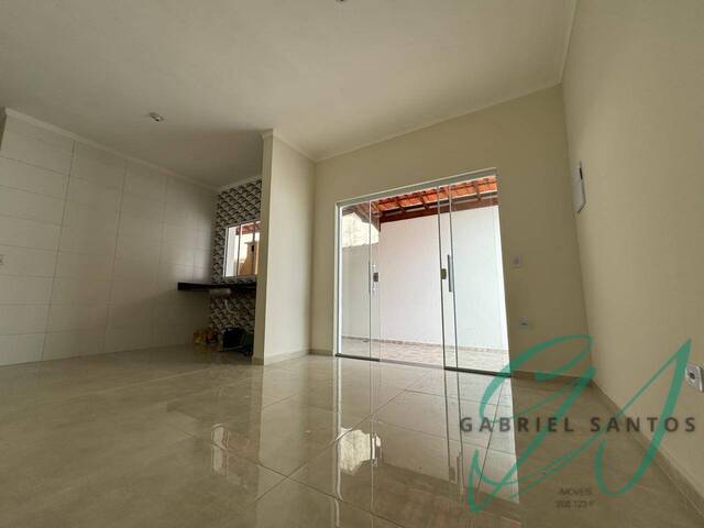 Casa para Venda em Itanhaém - 2