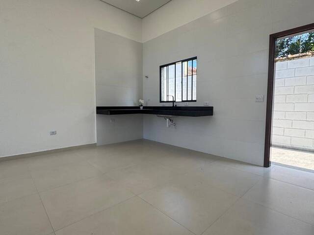 Casa para Venda em Itanhaém - 4