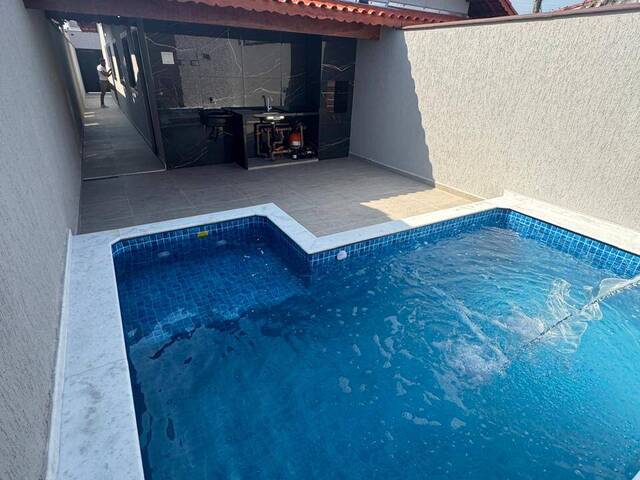#320 - Casa para Venda em Itanhaém - SP - 1
