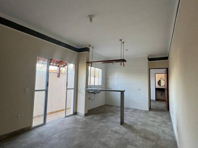 #321 - Casa para Venda em Itanhaém - SP - 2